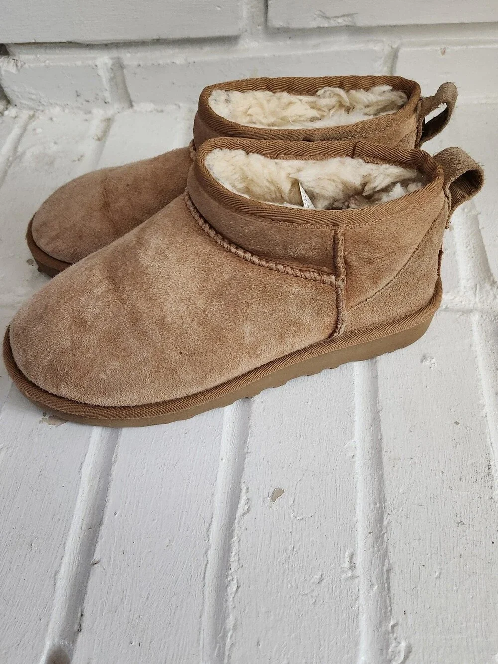 UGG Youth Chestnut Suede Shearling Slip-On Boots, Size 5